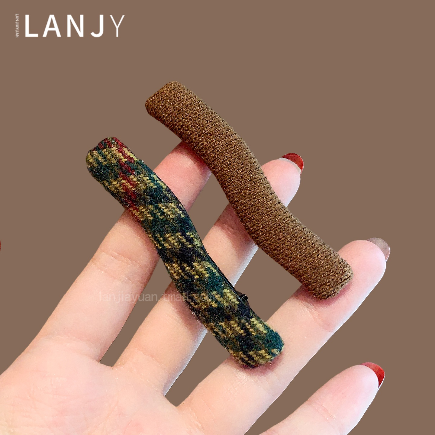 韩版复古毛呢发夹设计感