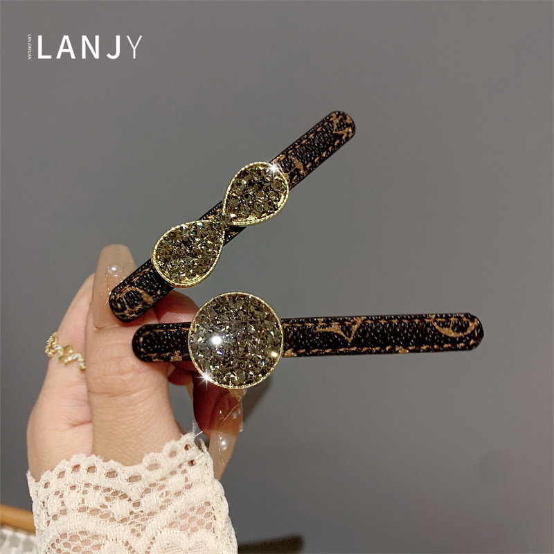 满钻蝴蝶结发夹女前额刘海侧边夹皮质印花一字夹鸭嘴夹时尚发饰品,饰品/流行首饰/时尚饰品新,发饰,淘宝优惠券,粉丝福利购,淘宝优惠卷