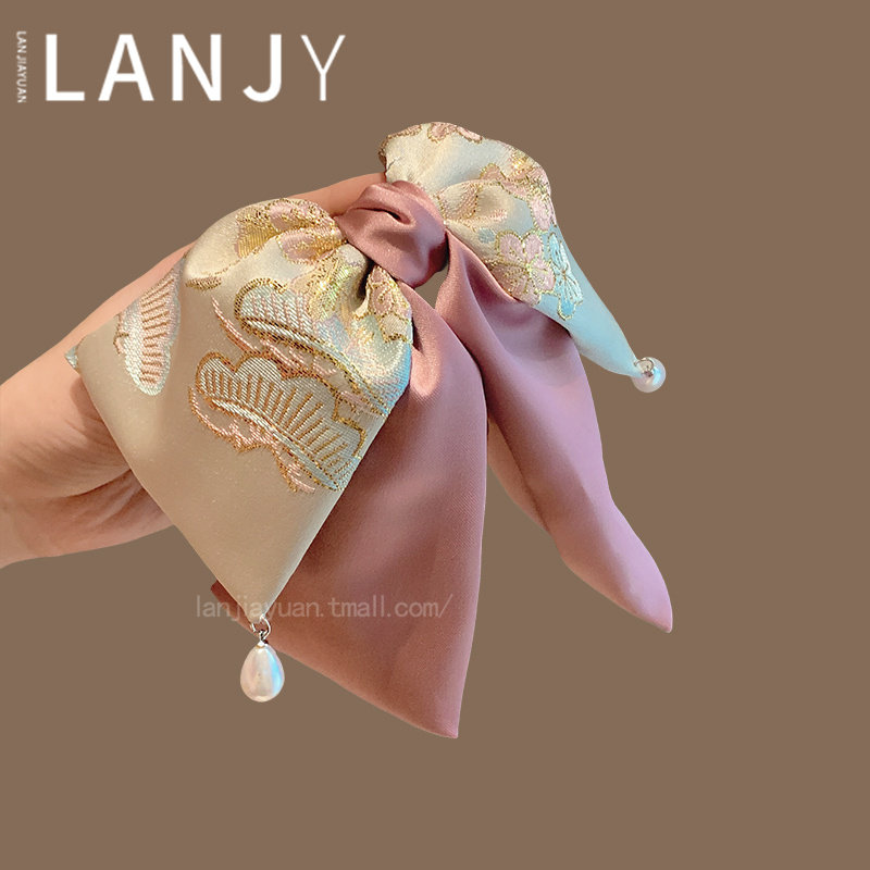 新中式国风刺绣抓夹2025年新款梅花刺绣蝴蝶结后脑勺发夹发卡发饰