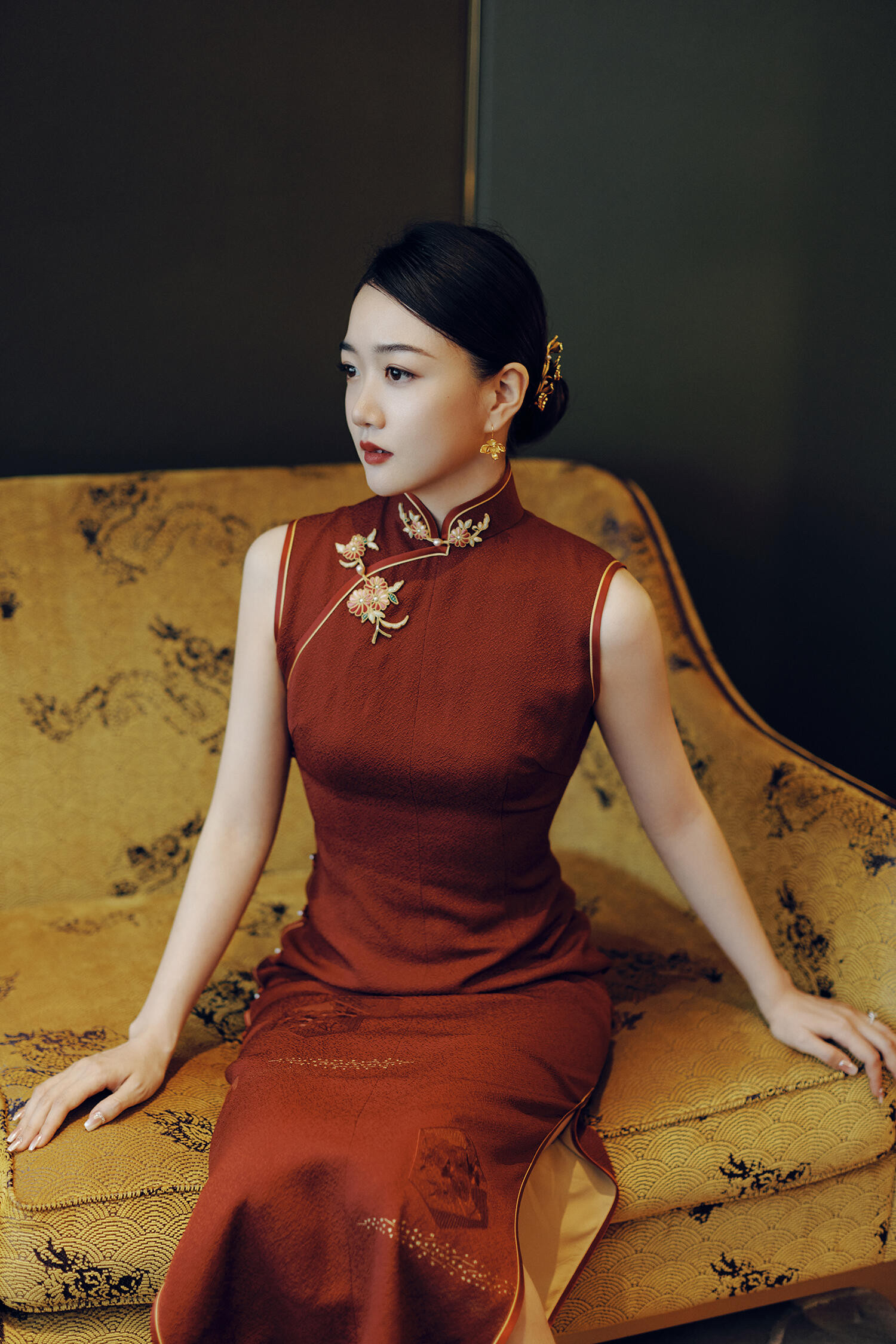 高端定制改良结婚旗袍气质红色新娘出门订婚敬酒服新中式秋冬低领