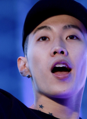 2.5mm钻925纯银迷你鼻钉小欧美穿刺鼻环欧美日韩街头鼻饰不过敏