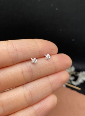 新款上市925银鼻钉立体皇冠925银防过敏