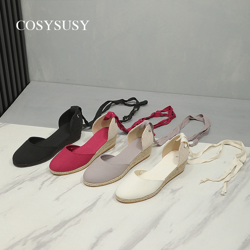 COSYSUSY坡跟圆头时装凉鞋