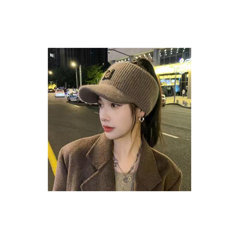 帽子女秋冬空顶露鸭舌帽毛线马尾