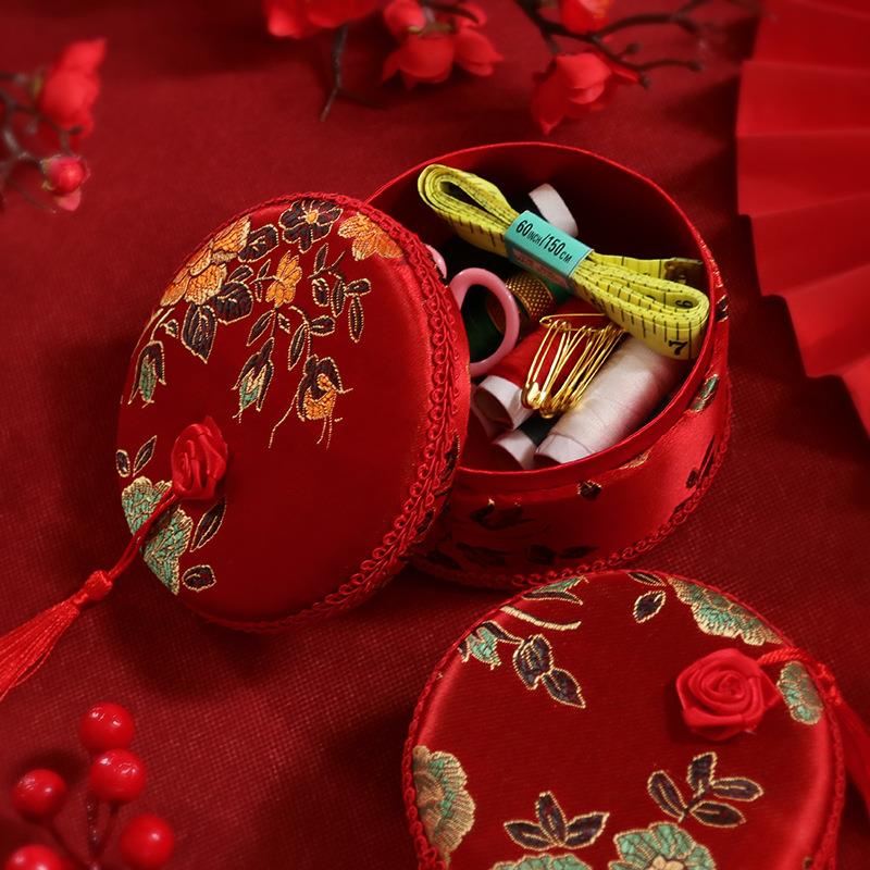 新款婚庆专用针线盒陪嫁中国风新娘嫁妆针线包高档创意结婚收纳盒