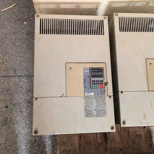 可维修安川变频器E1000系列 75kw CIMR-EB4A0议价