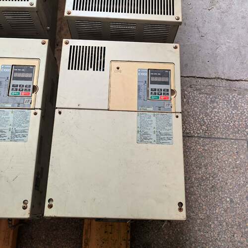 可维修安川变频器E1000系列 45kw CIMR-EB4A0议价