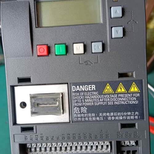 可维修3717，2.2KW380V，西门子V20变频器，型号6S议价
