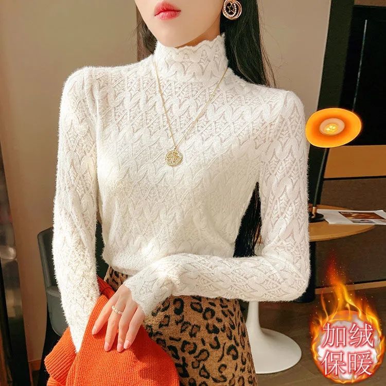 时尚半高领，潮流百搭，加绒保暖，甜美减龄