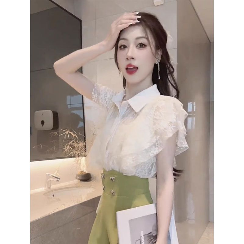 法式荷叶边飞飞袖翻领衬衫