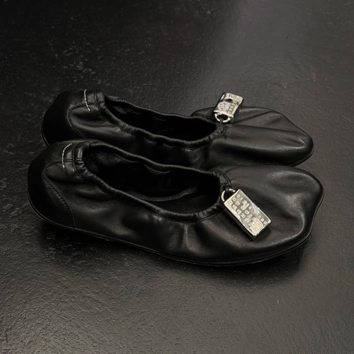 thumbnail for Vintage black soft leather ballerina female metal lock decoration flat sole one foot does not tire the feet single shoes Sheepskin flat sole