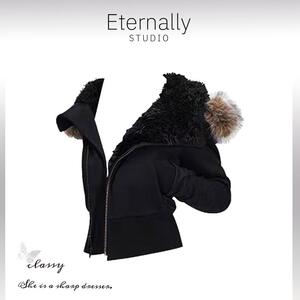 Eternally move 连帽毛领斜襟毛绒内胆棉服外套 黑色/花灰