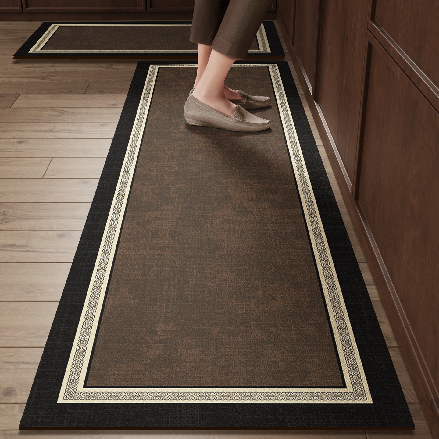 轻奢高级感厨房地垫pvc可擦免洗防滑防油耐脏脚垫2025新款地毯