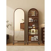 覆古实木地板站立全长镜子与可旋转的车轮配件镜子杂志书架存储集