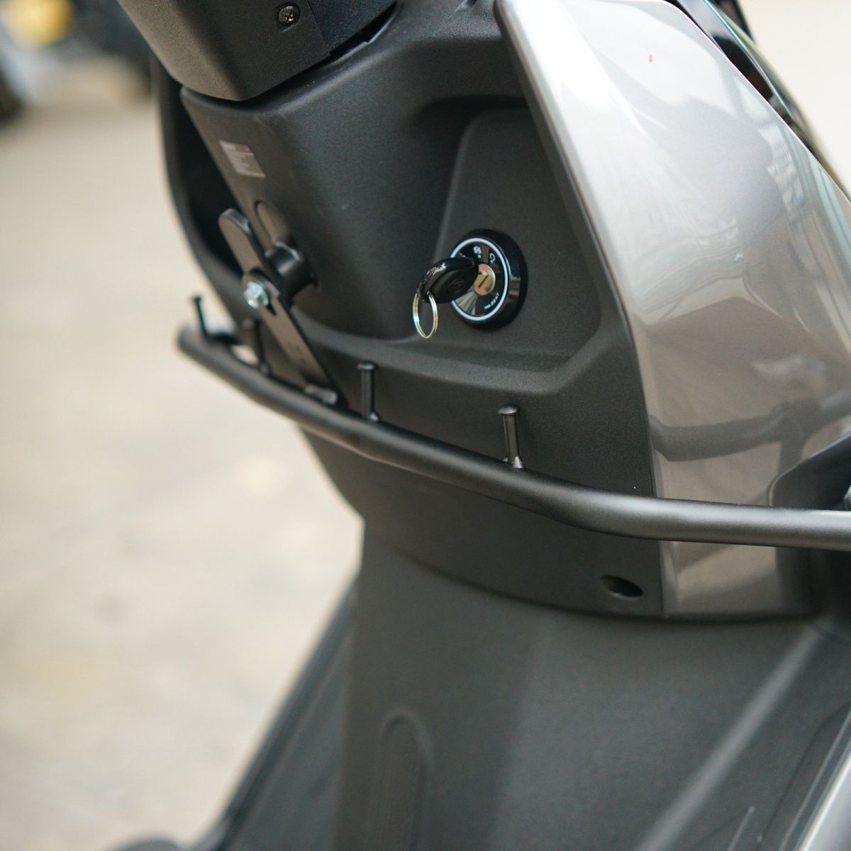 适用小刀风暴加粗防撞防