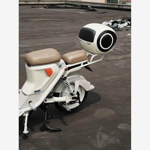 适用小牛电动车U1E尾箱后