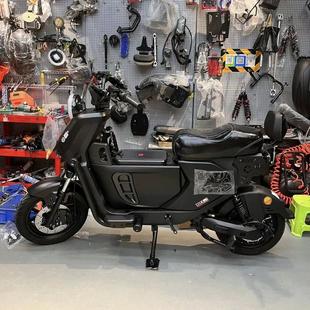 适用适用于深远GT1中箱小牛U2中置箱通用麦铃918前置储物箱踏板箱