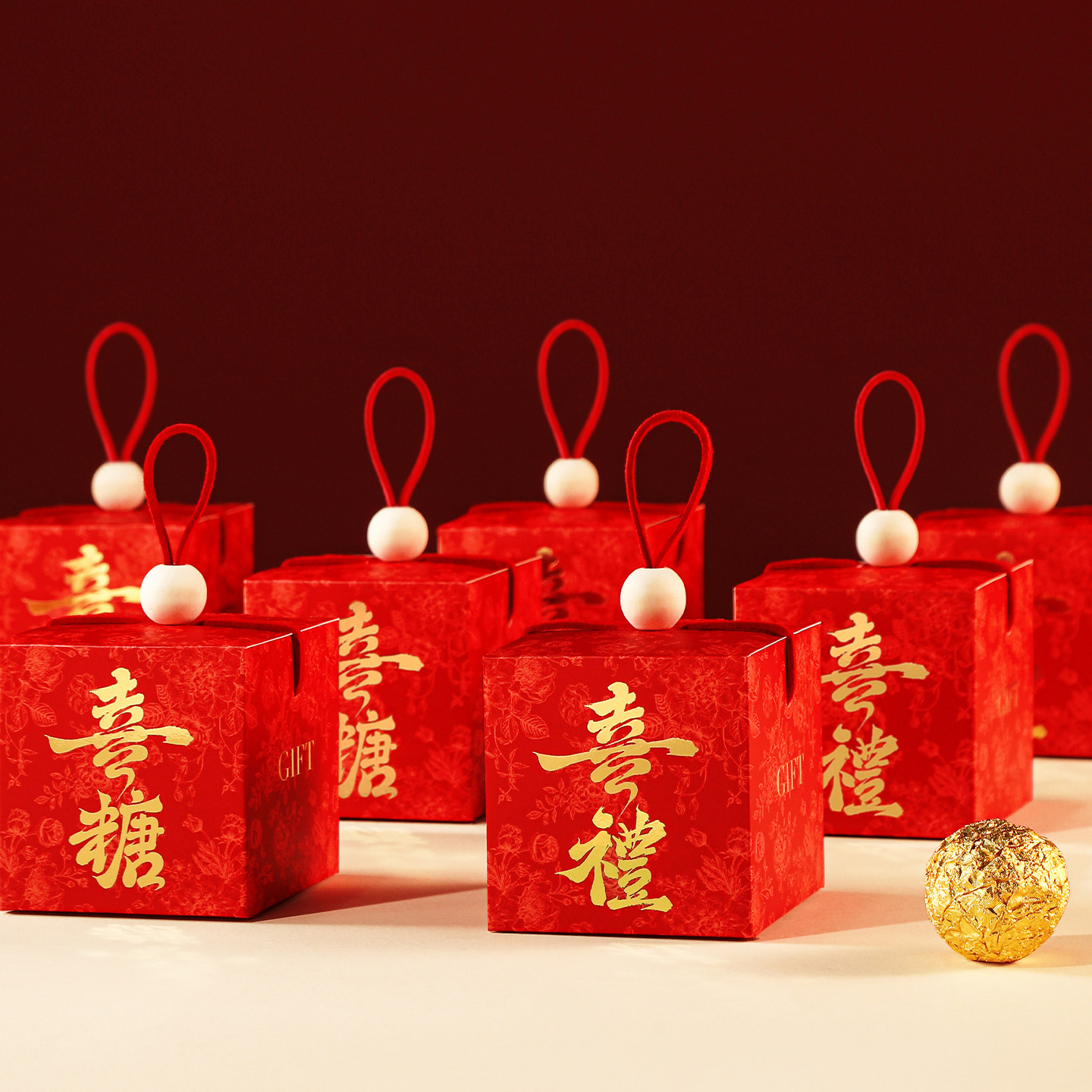 盒2025新款结婚喜糖结婚专用喜糖盒子婚礼装糖果礼盒订婚喜糖袋子