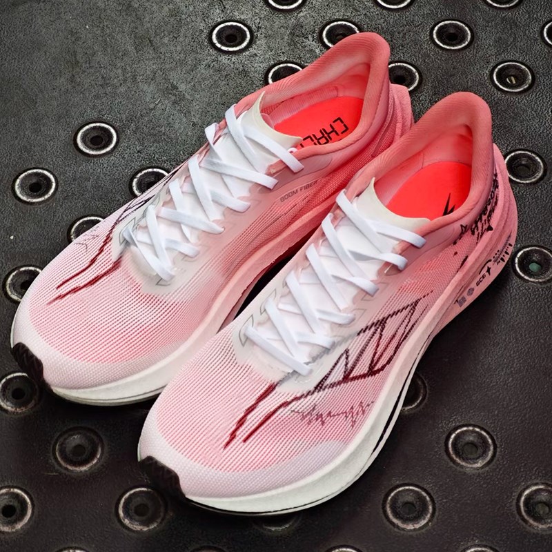 飞电4c碳板超轻跑鞋夏季新款涂鸦20F24年网面透气运动鞋男女鞋轻