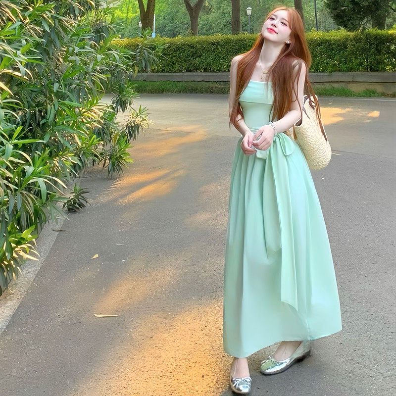 法式绝美漂亮薄荷绿抹胸连衣裙女夏2026新款海边度假掐腰气质长裙