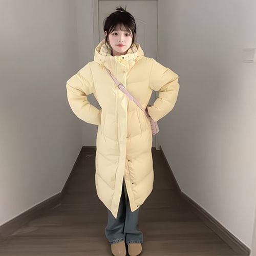 晶煊女神保命奶黄色连帽羽绒服