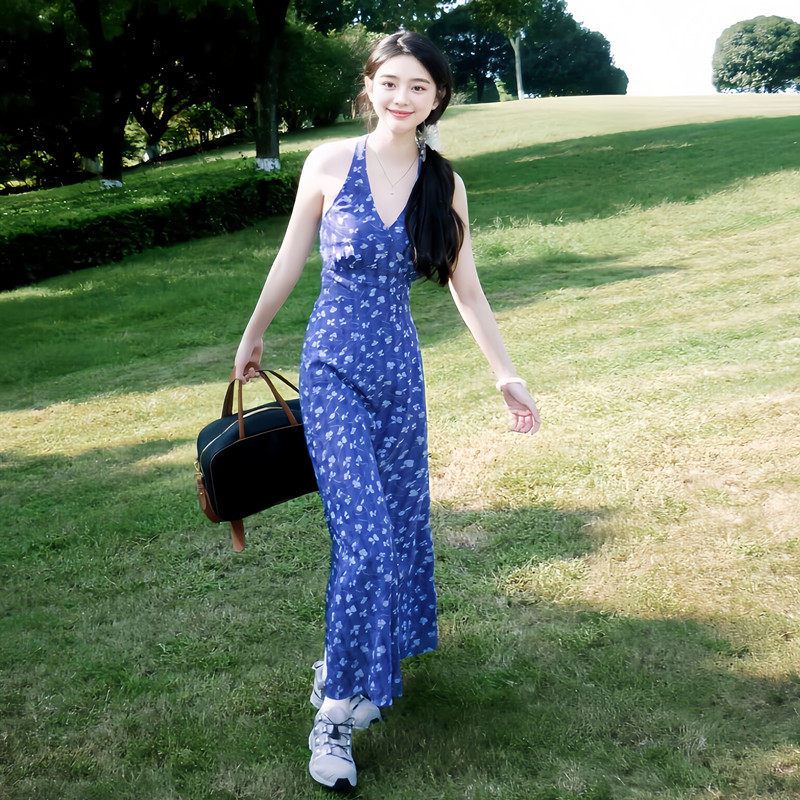 赵露思同款紫色碎花挂脖长裙女2025夏新款性感露背度假叠穿连衣裙