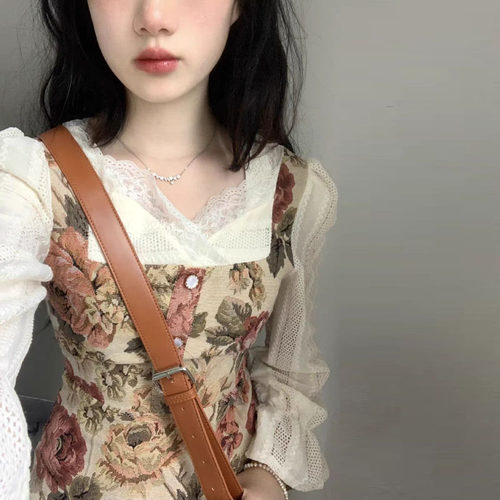 晶煊赫本风法式复古连衣裙女潮