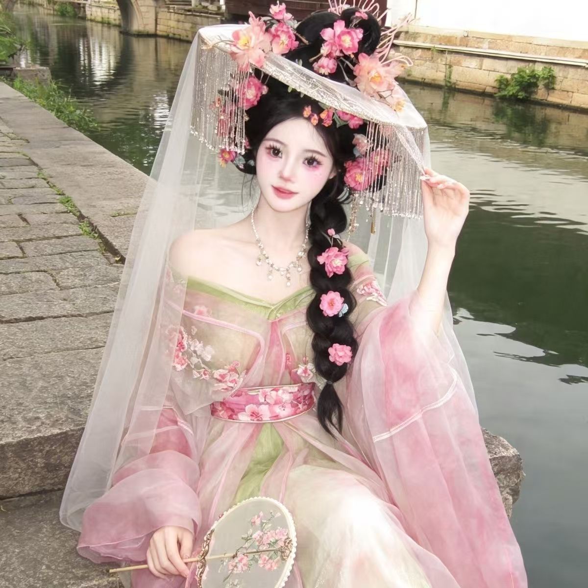 樱魏晋风齐胸重工刺绣汉服