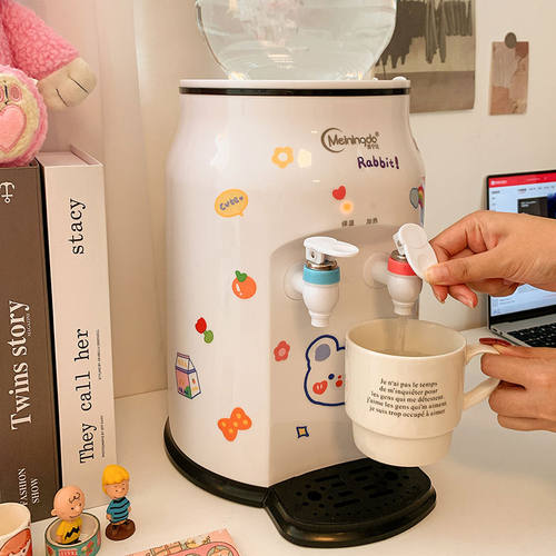 喝水自由！矿泉水迷你饮水机台式桶家用小型儿童瞬热可爱学生宿舍