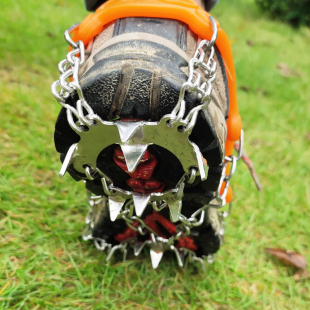 户外冰爪19齿不锈钢雪地防滑鞋套雪爪攀岩装备冰抓登山鞋钉链装备