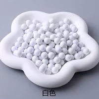 Белый 10г около 17 шт.