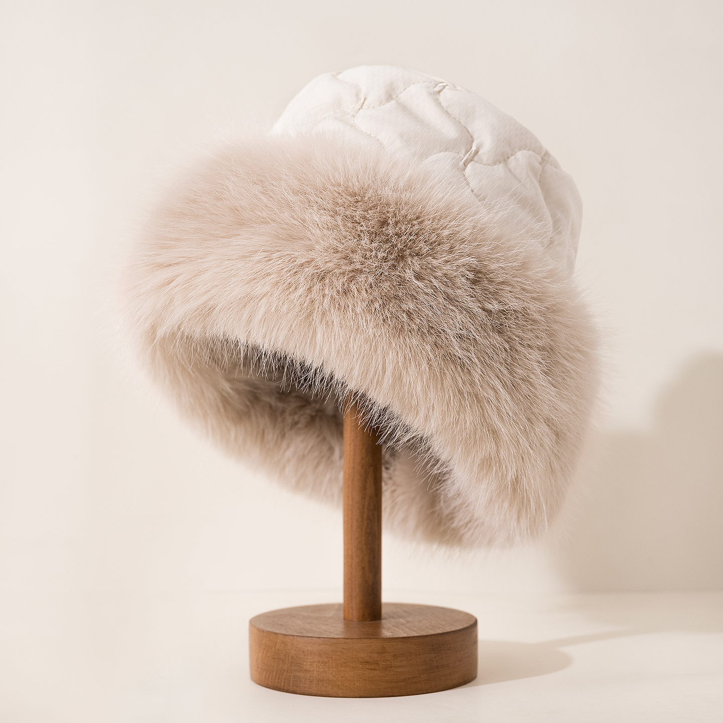 加厚毛绒盆帽女秋冬保暖护耳帽