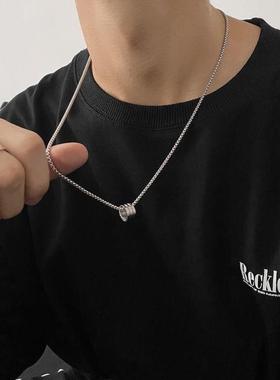 秋冬吊坠项链男士设计感潮流日常卫衣链美式简约小众百搭男生配饰