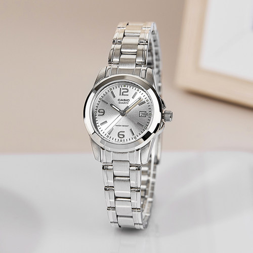 卡西欧防水指针女表通勤