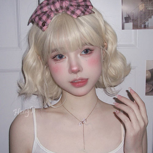 哼唧可爱甜美短卷发Lolita