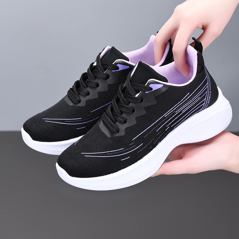 老北京布鞋新款透气网面鞋女款休闲运动鞋百搭防滑跑步鞋软底轻便