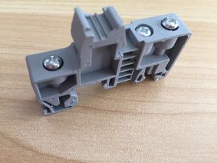 UK 固定件 3边固定三螺丝C45导轨固定件UK ST PT接线端子终端堵头