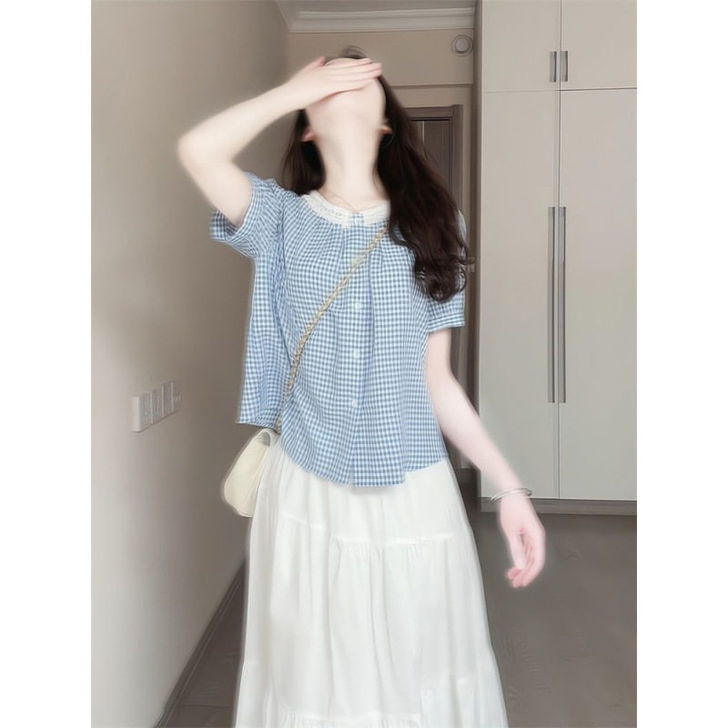 2026新款夏季法式轻奢减龄洋气花边衬衣潮蓝色格子短袖衬衫