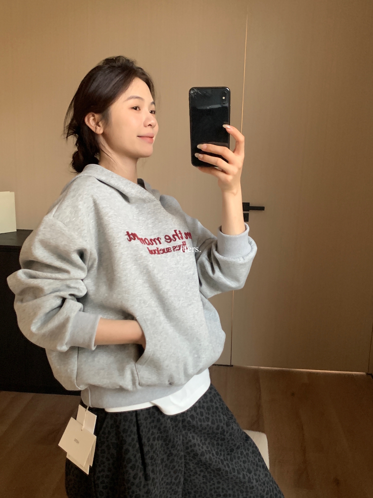 一勺甜 hers复古休闲中性感植绒字母连帽卫衣女2025秋冬 92451#