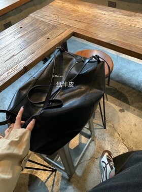 一勺甜手工纸牛皮黑色托特包