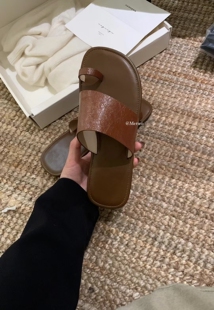 METWO小奢牌！挖角凉拖#平底套趾休闲外穿夏季新款复古森拖鞋女