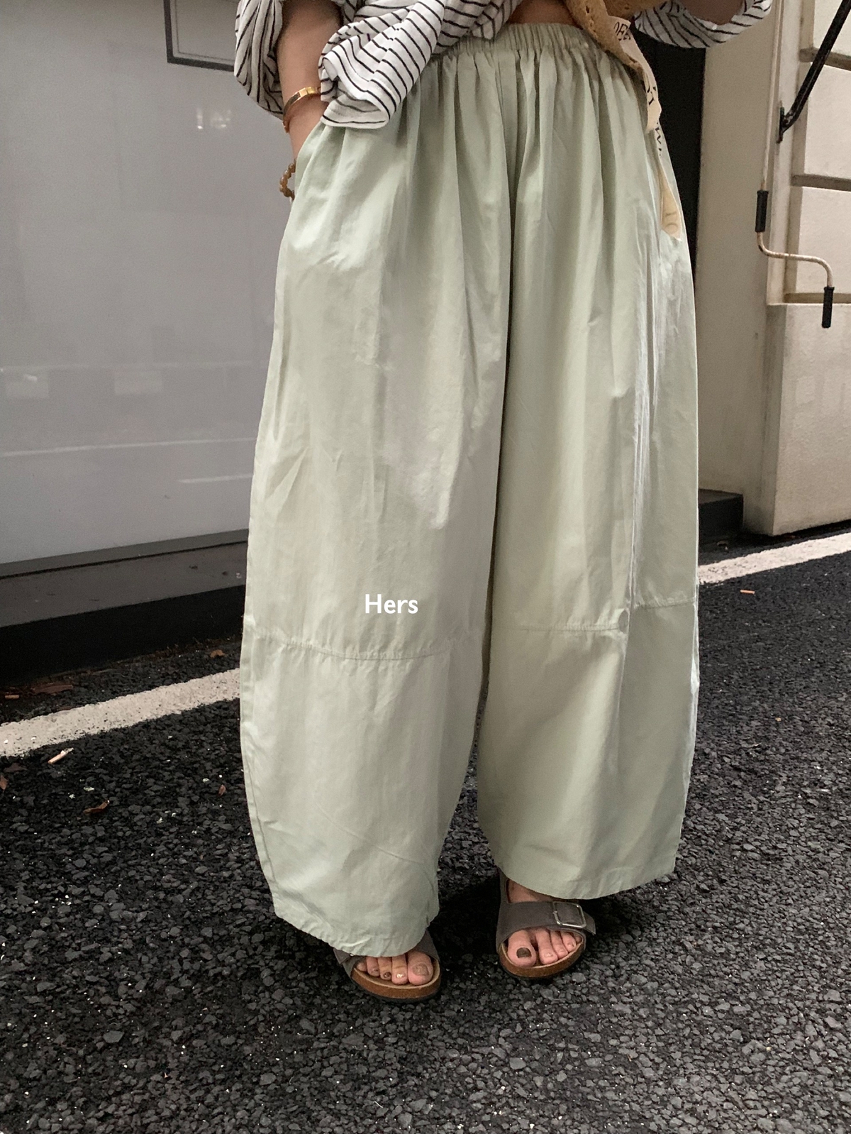 METWO hers休闲轻运动气球造型感休闲裤女2025夏季阔腿裤20905