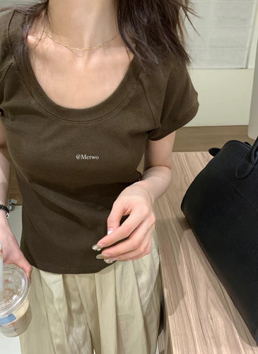 METWO百搭正肩U领T恤短袖女夏季韩版修身显瘦薄款上衣9304