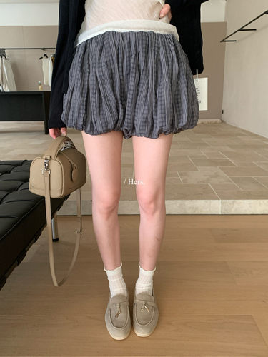 一勺甜【Hers】百搭通勤小设计感格子花苞休闲短裤女2026夏80805