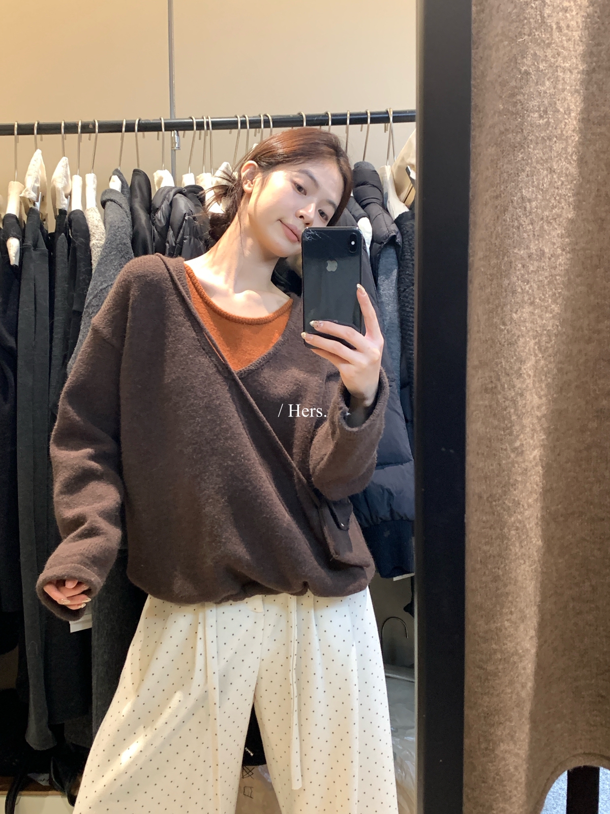 一勺甜 hers通勤调性撞色保暖毛衣女2025秋冬v领假两件上衣92639