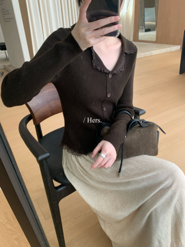 Hers气质蕾丝拼接V领针织衫女