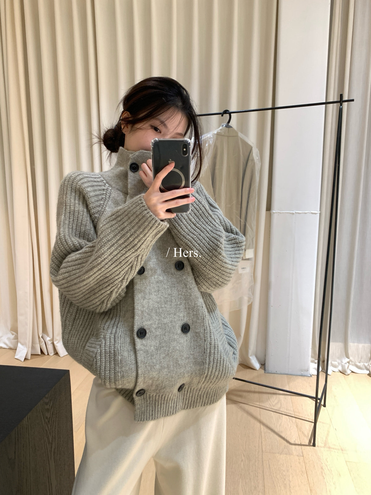 Hers立领双排扣厚实保暖毛衣女