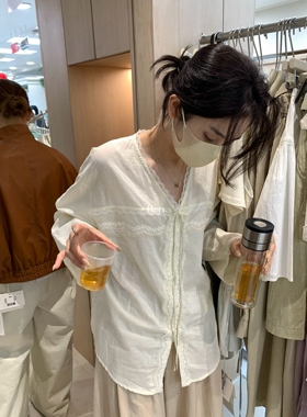 26年春款！【Hers】日常简约富贵闲人度假感@V领系带衬衫女80322