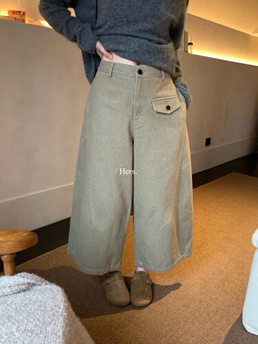 Hers压线阔型口袋点缀休闲裤女