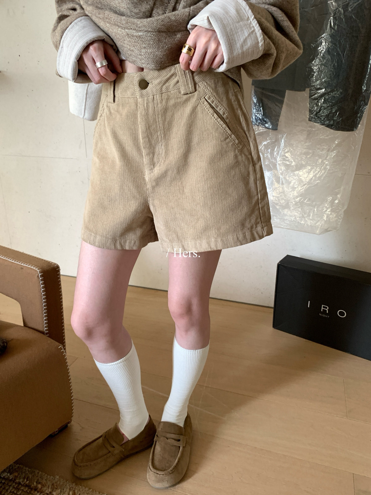 Hers】简约百搭灯芯绒休闲短裤